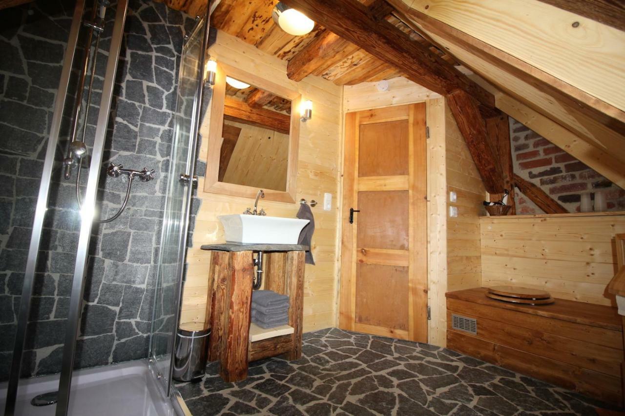 Ferienhaus Anno Dazumal, Wie Zu Opa'S Zeiten Klingenthal Exterior photo