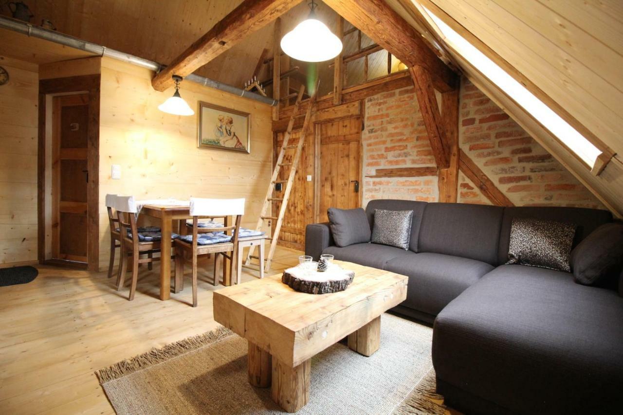 Ferienhaus Anno Dazumal, Wie Zu Opa'S Zeiten Klingenthal Exterior photo